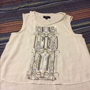 Sleeveless blouse
